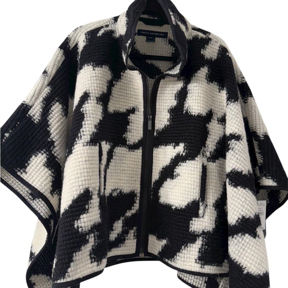 NWT French Connection Black White Wool Blend Zip Poncho Cape Sweater S/M